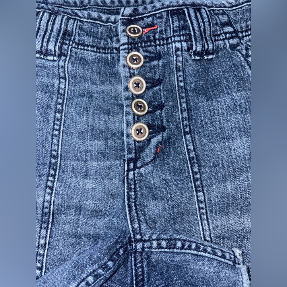 Anthropologie Pilcro The‎ Wanderer Blue Denim Frayed Hem Shorts Women’s Size 26 - Picture 9 of 14